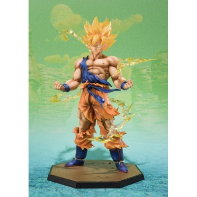 Bandai Tamashii Nations Super Saiyan Goku "Dragonball Z" Figuarts ZERO Action Figure