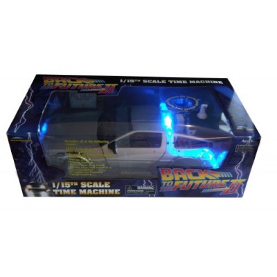 Diamond Select Back to the Future II DeLorean Time Machine.