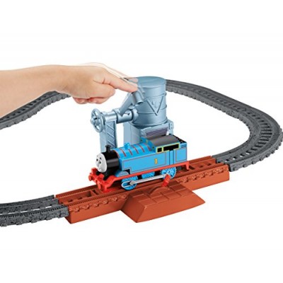 Fisher-Price Thomas The Train - TrackMaster Water Tower Starter Set