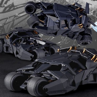 Kaiyodo Sci-Fi Revoltech #043 The Dark Knight Rises Tumbler Vehicle