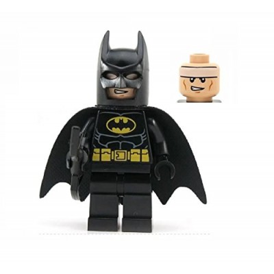LEGO Super Heroes DC Universe Black Batman Minifigure with Batarang (Traditional Head)