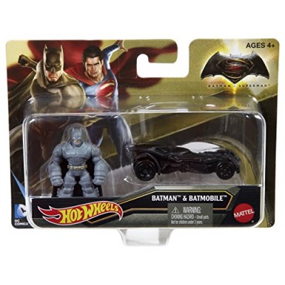 Hot Wheels Batman v Superman: Dawn of Justice Armored Batman Mini & Batmobile