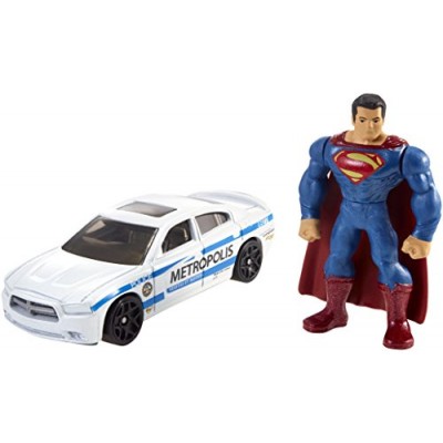 Hot Wheels Batman v Superman: Dawn of Justice Superman Mini Fig & Dodge Charger
