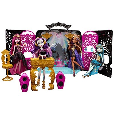 Monster High 13 Wishes Party Lounge & Spectra Vondergeist Doll Playset