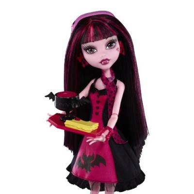 Monster High Die-Ner and Draculaura Playset and Doll