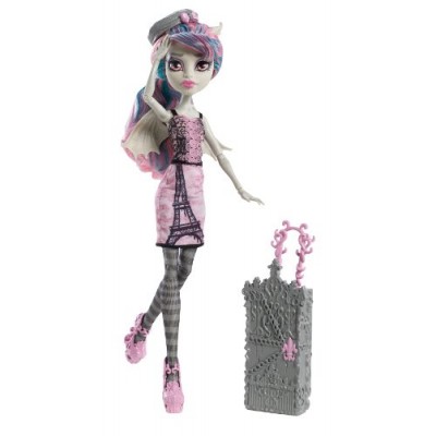 Monster High Travel Scaris Rochelle Goyle Doll