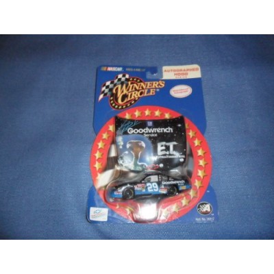 Kevin Harvick 2002 Winner's Circle #29 GM Goodwrech / ET Chevy Monte Carlo 1/64 Diecast . . . Includes Reproduced Autographed Hood