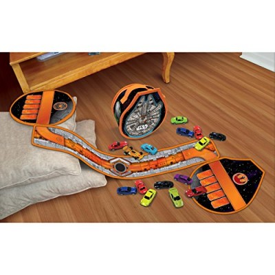 Neat-Oh! Star Wars Vehicles Millennium Falcon ZipBin Race Case Playset