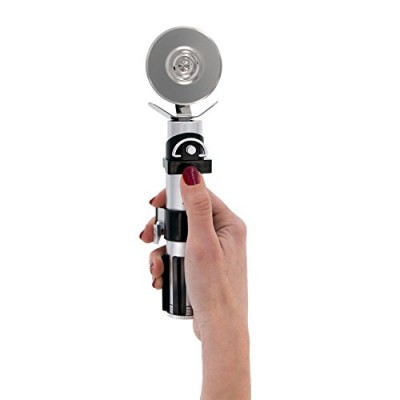 Star Wars Darth Vader Lightsaber Talking Pizza Cutter - Original Movie Sounds