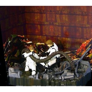 Star Wars Death Star Trsh Compactor Luke Skywalker and Han Solo