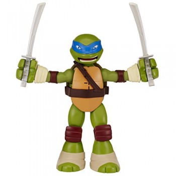 Teenage Mutant Ninja Turtles Stretch N' Shout Leonardo Figure