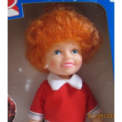 Little Orphan ANNIE DOLL 6" Tall - The World of Annie (1982 Knickerbocker)