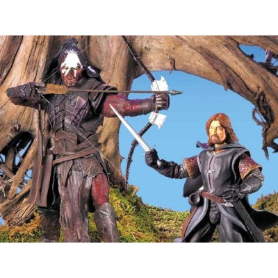 LORD OF THE RINGS- THE FELLOWSHIP OF THE RING BOROMIR AND LURTZ